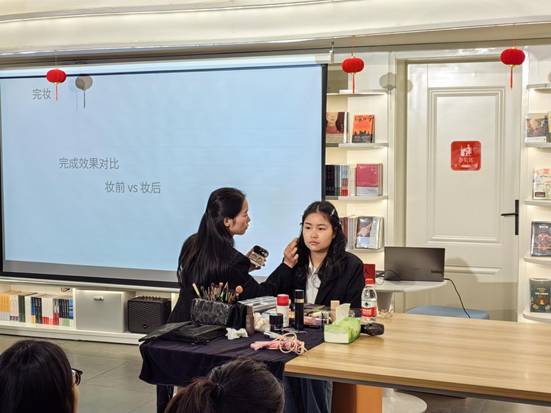 说明: 6fadfdccc30525b63c37d9b79f9f5094